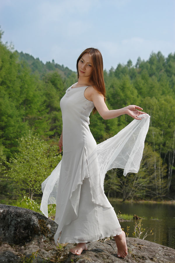 hitomi_s19a_004.jpg