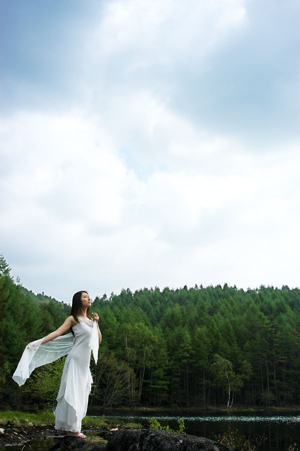 hitomi_s19a_005.jpg