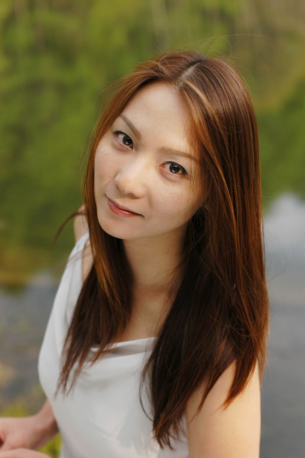 hitomi_s19a_018.jpg