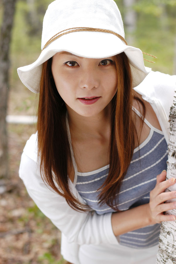 hitomi_s19d_004.jpg