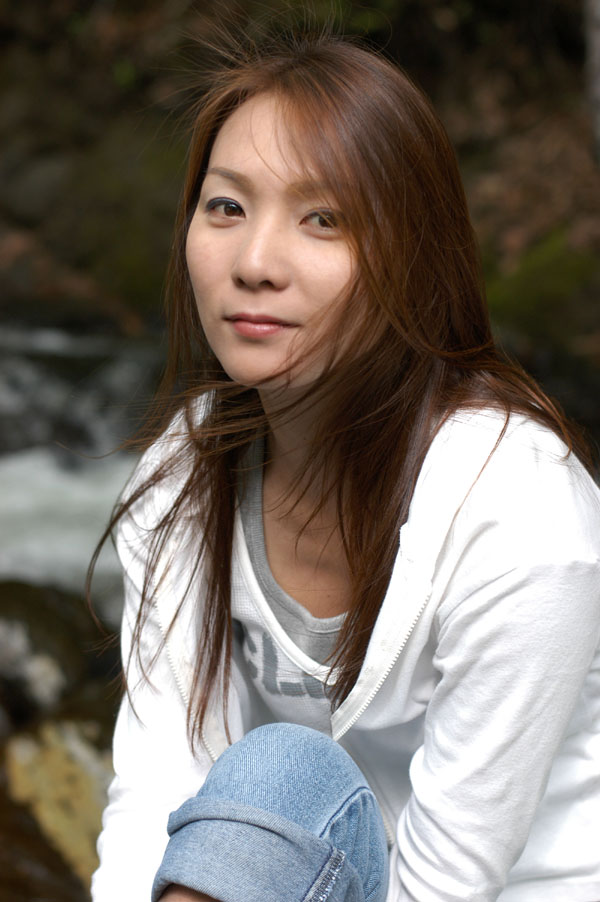 hitomi_s19f_007.jpg