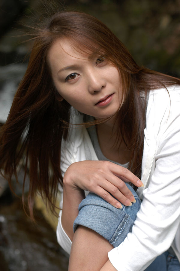 hitomi_s19f_008.jpg