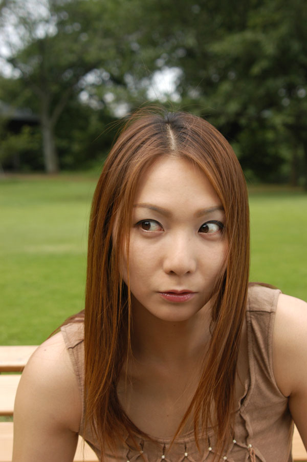 hitomi_s22_006.jpg