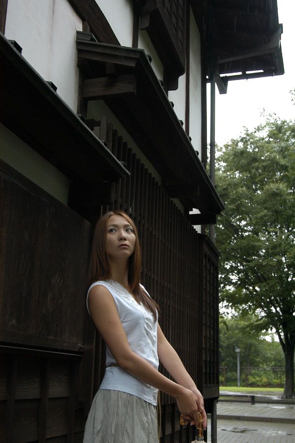 hitomi_s24_004.jpg