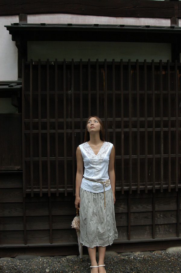 hitomi_s24_005.jpg