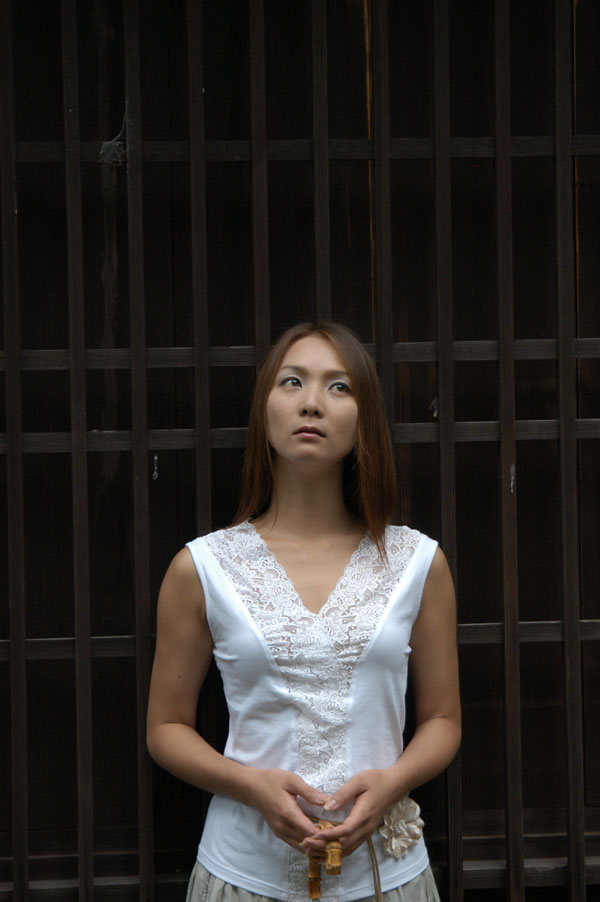 hitomi_s24_006.jpg