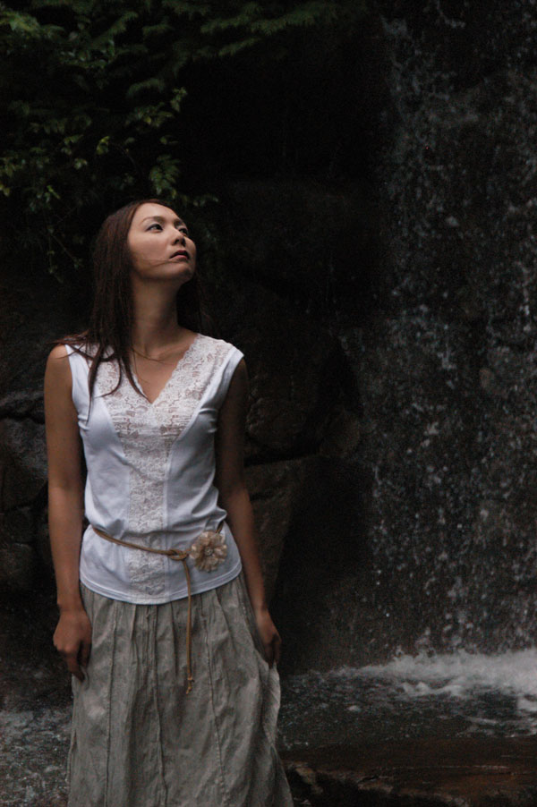 hitomi_s24_014.jpg