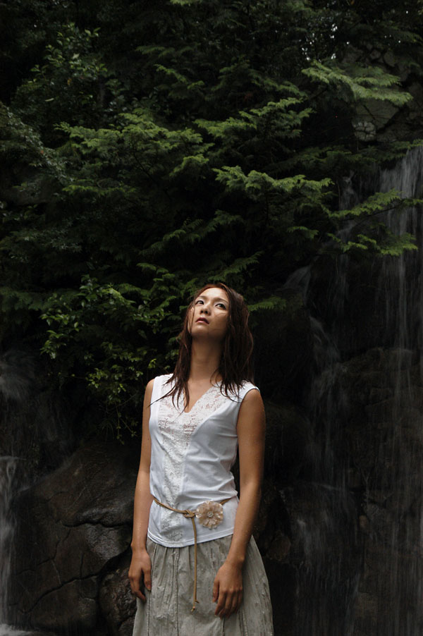 hitomi_s24_016.jpg