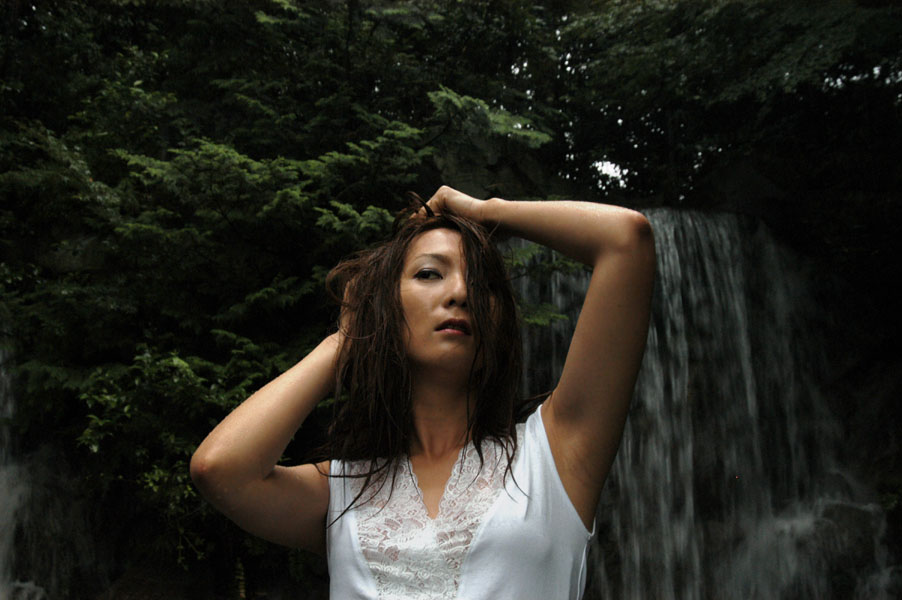 hitomi_s24_017.jpg