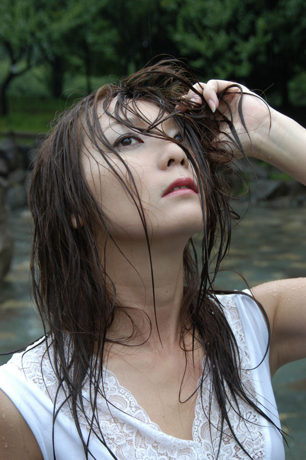 hitomi_s24_022.jpg