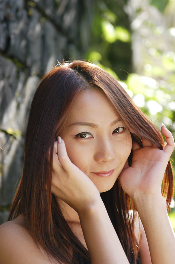 hitomi_s25b_013.jpg