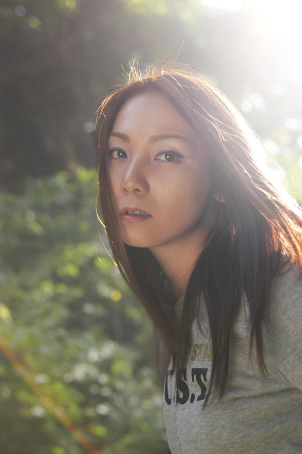 hitomi_s25b_022.jpg