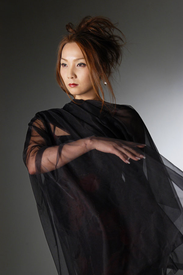 hitomi_s26_018.jpg