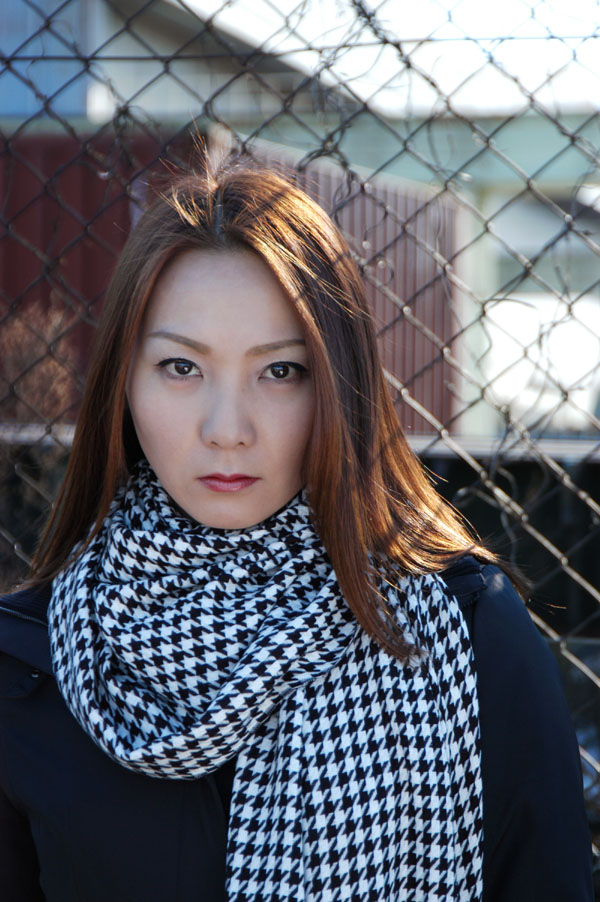 hitomi_s27_001.jpg