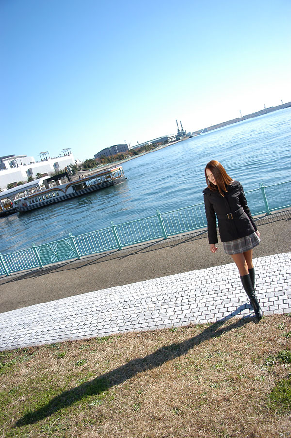 hitomi_s27_011.jpg