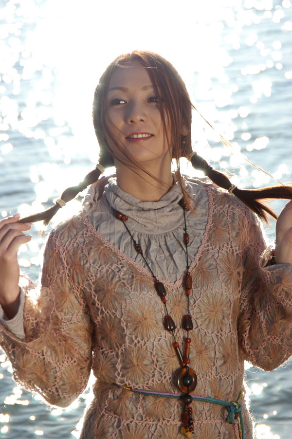 hitomi_s27_013.jpg