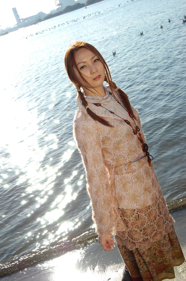 hitomi_s27_014.jpg