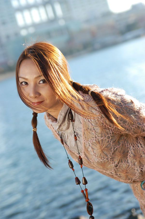 hitomi_s27_016.jpg