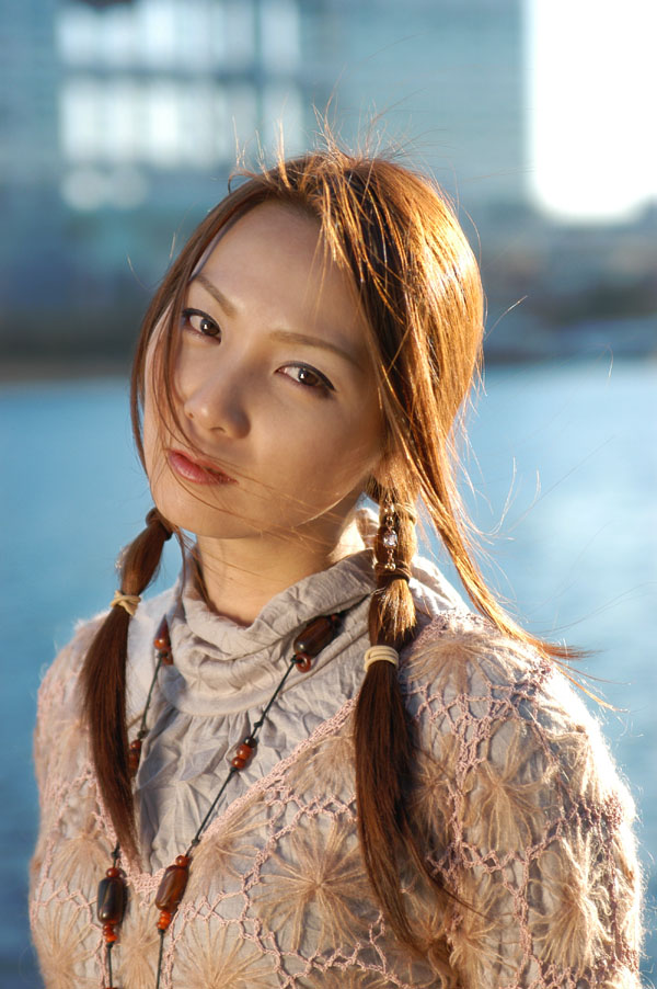 hitomi_s27_019.jpg