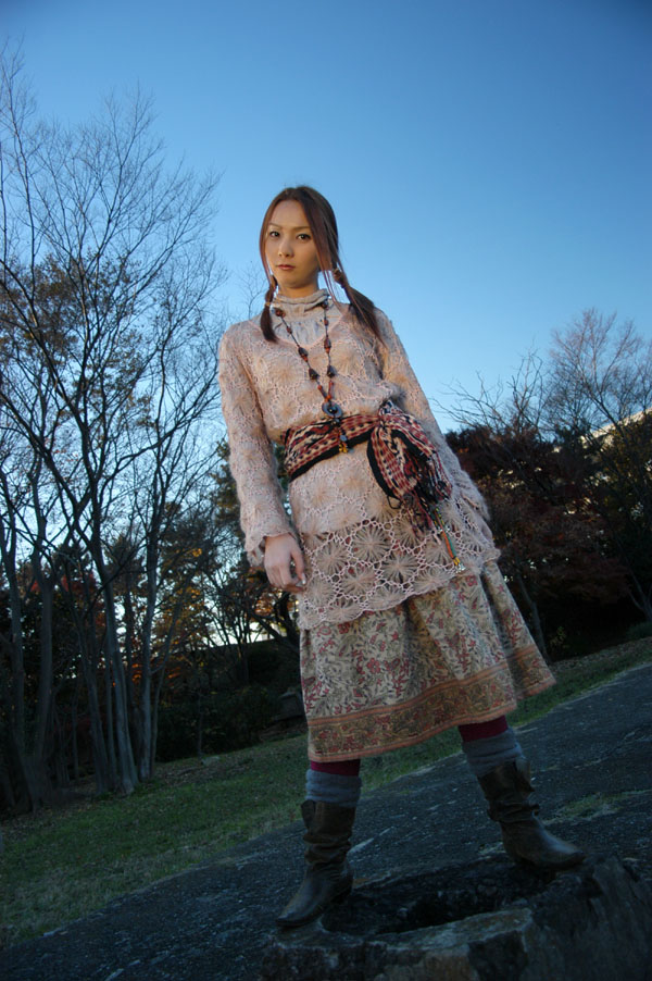 hitomi_s27_021.jpg