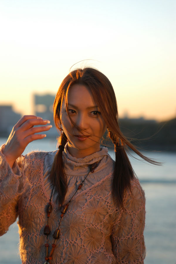 hitomi_s27_025.jpg