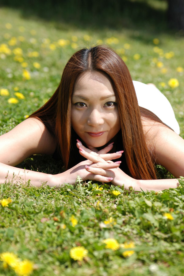 hitomi_s33_002.jpg
