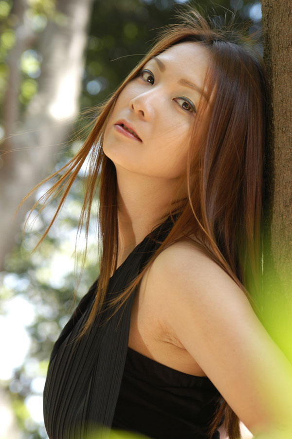 hitomi_s33_008.jpg