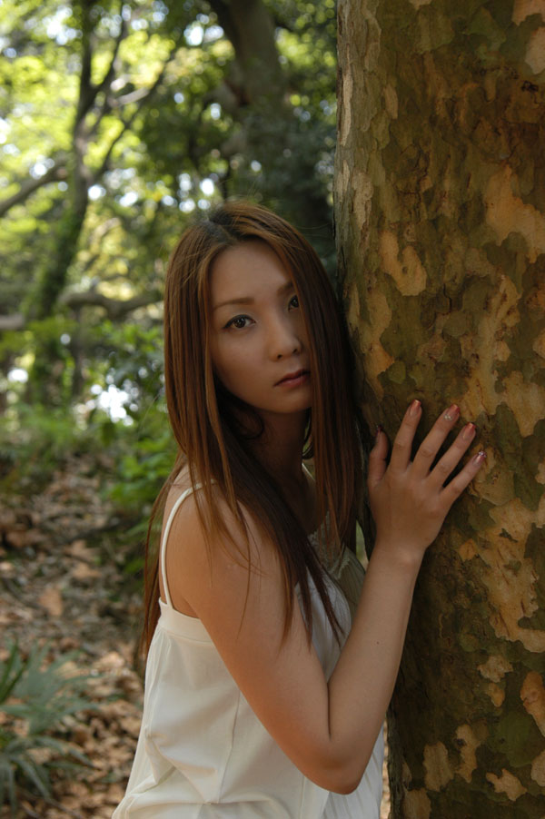 hitomi_s33_013.jpg