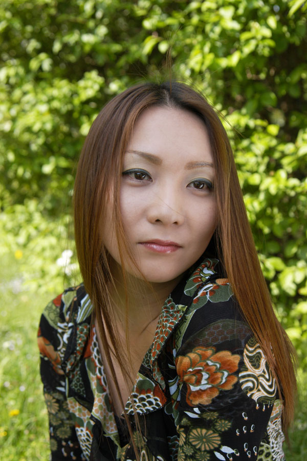 hitomi_s33_017.jpg