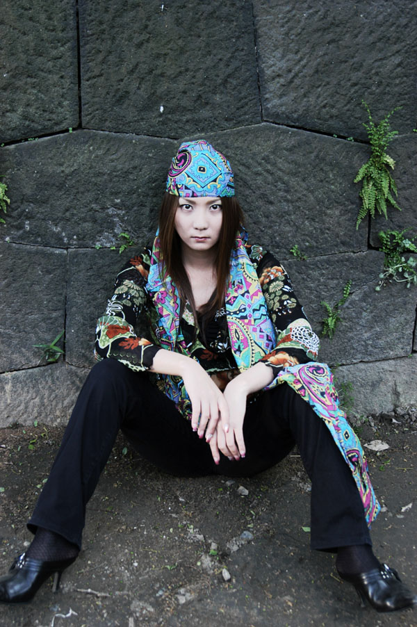 hitomi_s33_021.jpg