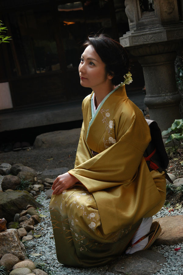 hitomi_s48_006.jpg