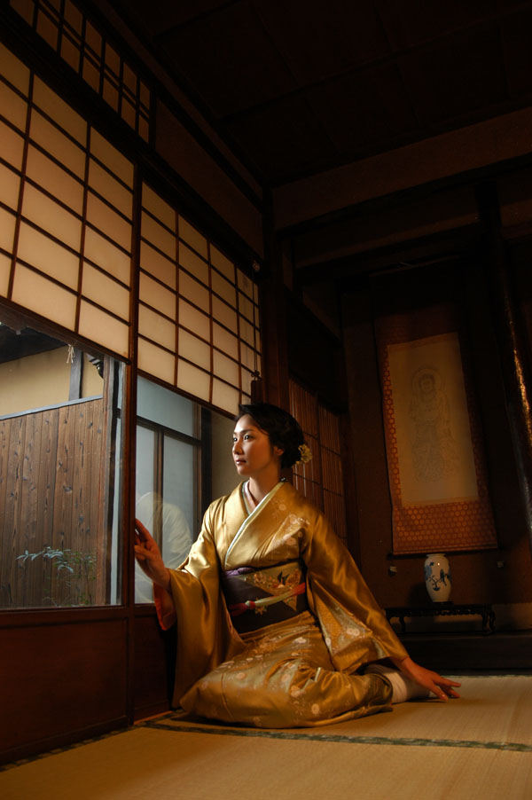 hitomi_s48_007.jpg