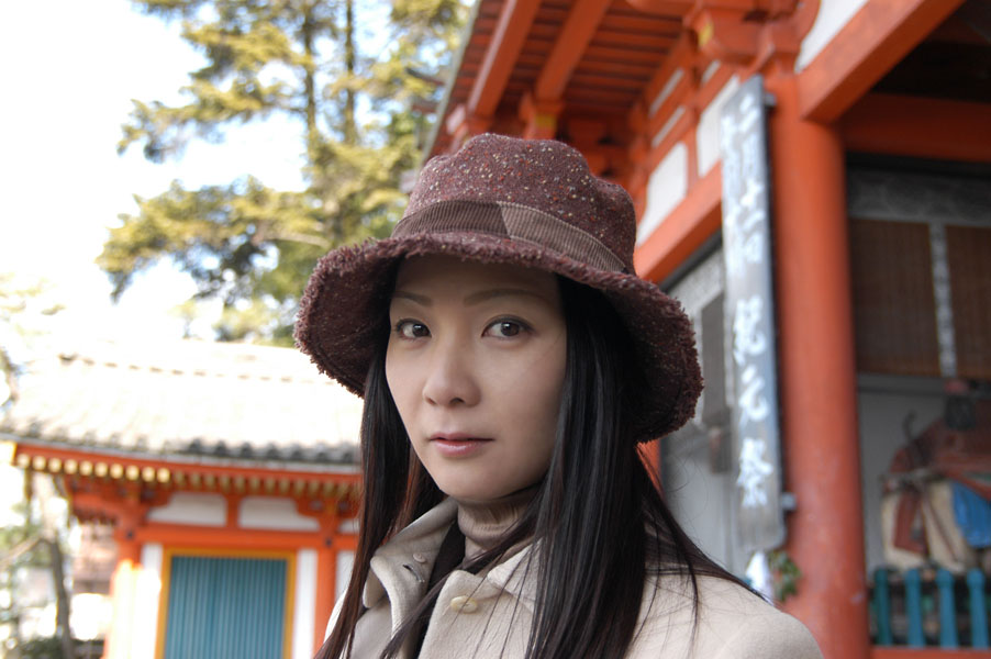 hitomi_s48_023.jpg