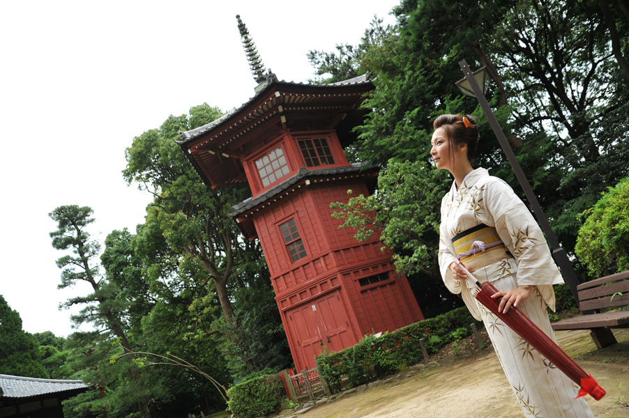 hitomi_s49_004.jpg