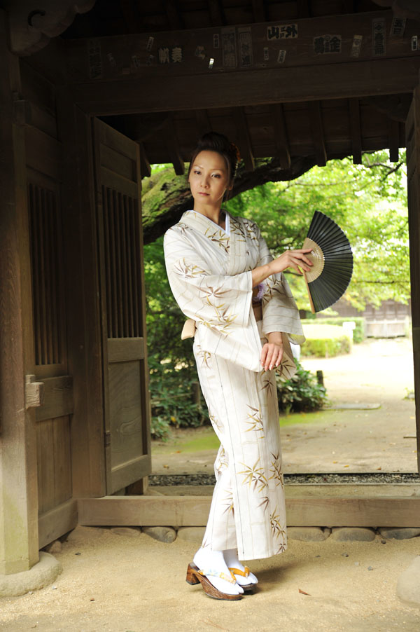 hitomi_s49_008.jpg