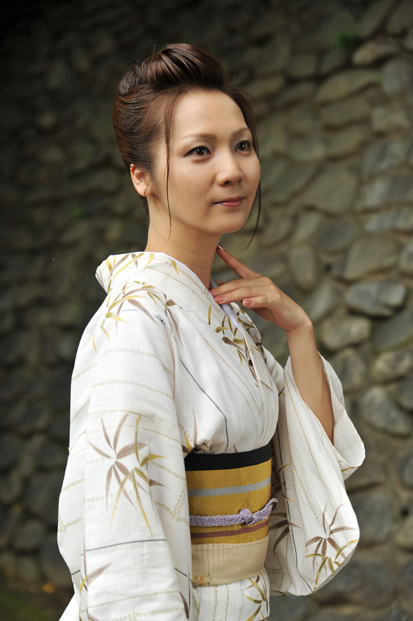 hitomi_s49_009.jpg