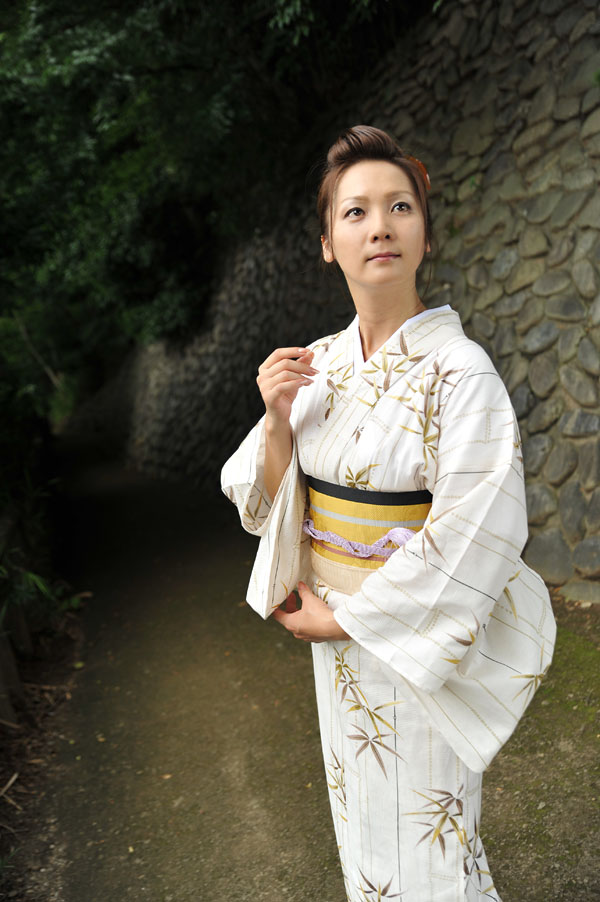 hitomi_s49_010.jpg